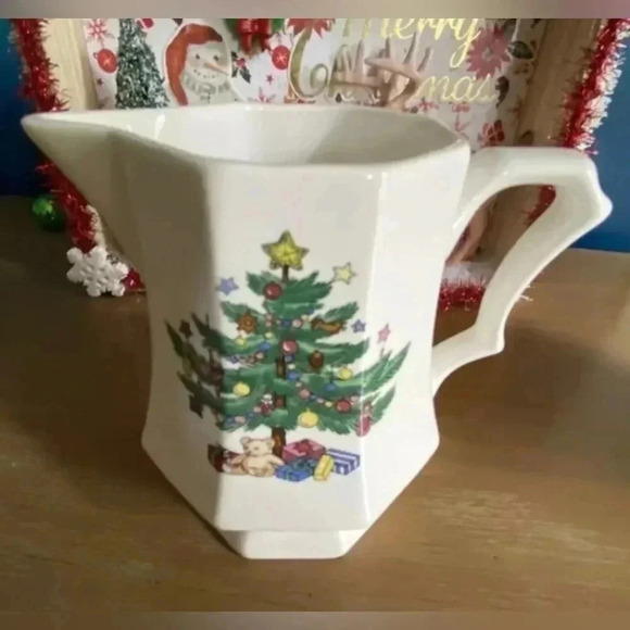 Nikko Christmastime Creamer Syrup Melted Butter  Container - Picture 6 of 10